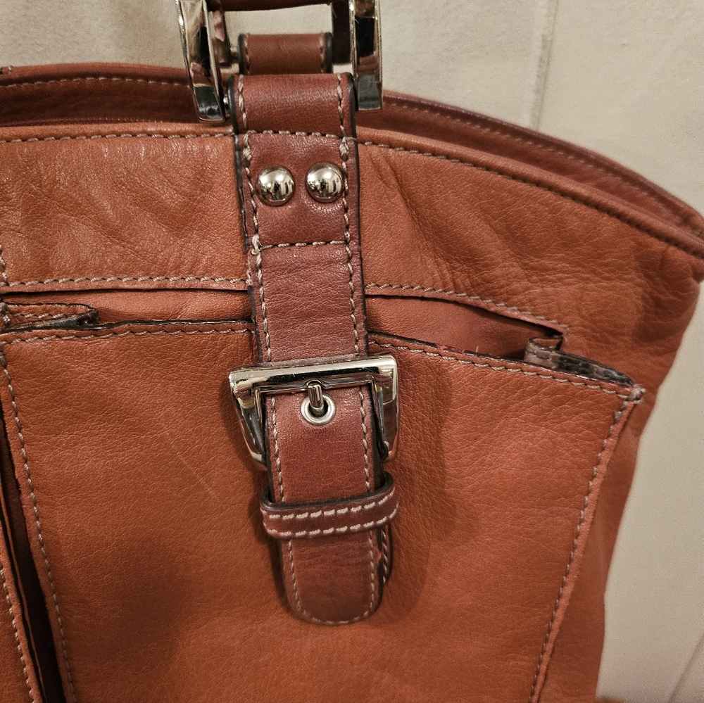 Clarks Brand Rust‎ Orange Leather Tote Bag Perfect For Fall - Picture 2 of 8